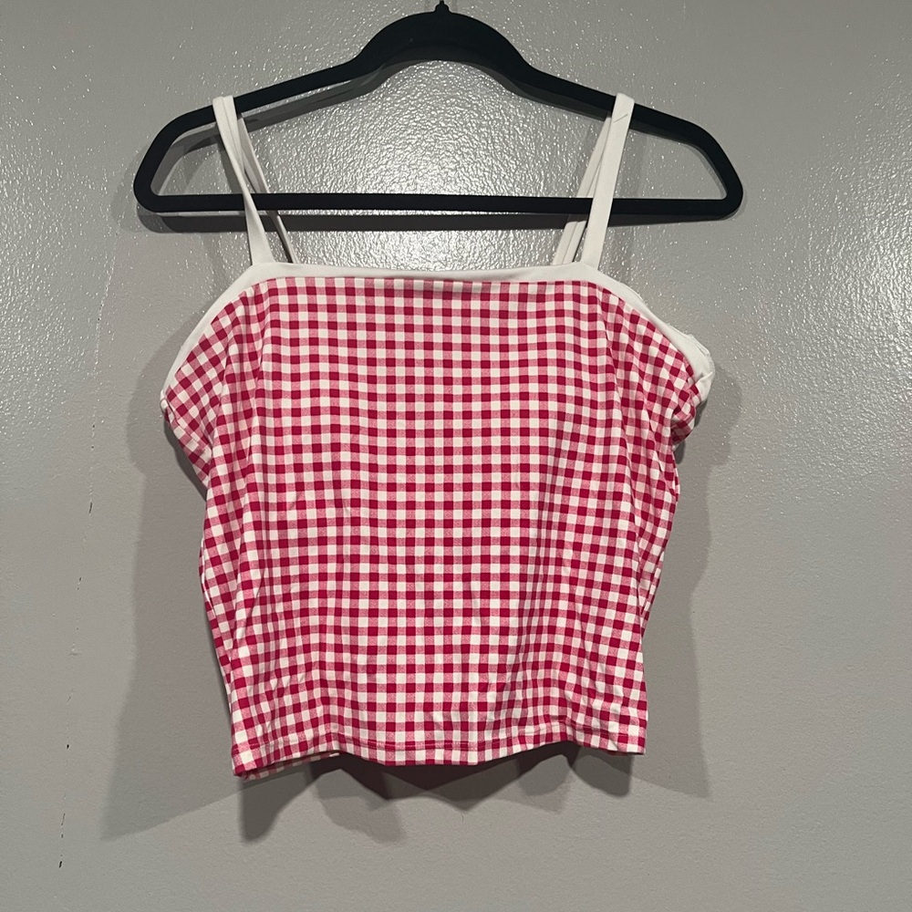 NWT Women’s  Everyday Soft Piped Cami Tank Top.     Red/ White. L